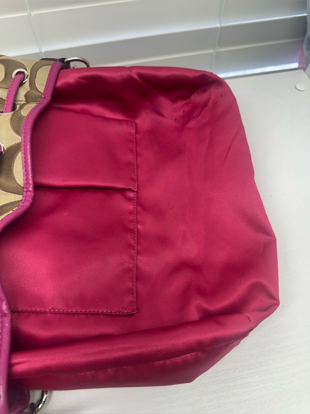 Coach Daisy Outline Signature Drawstring Bucket Bag - Picture 10 of 13